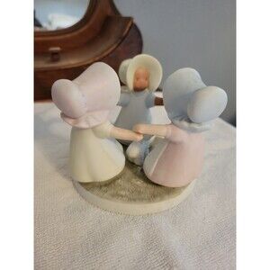 Circle Of Friends Love One Another by Homeco 1990